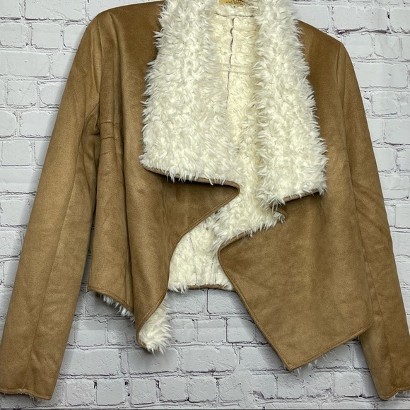 PIKO 1988 Vegan Fur and Suede Draped Front Jacket size Small - Picture 5 of 11